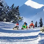 Appartementhaus Studa 29 *